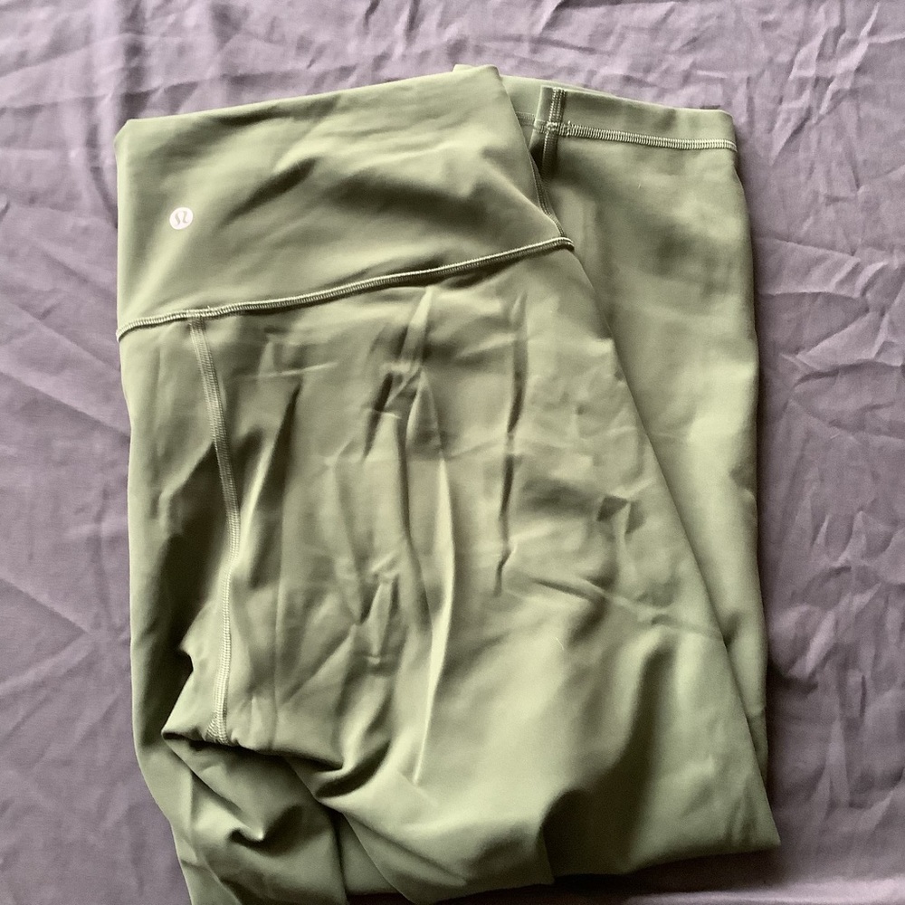 Lululemon wunder train